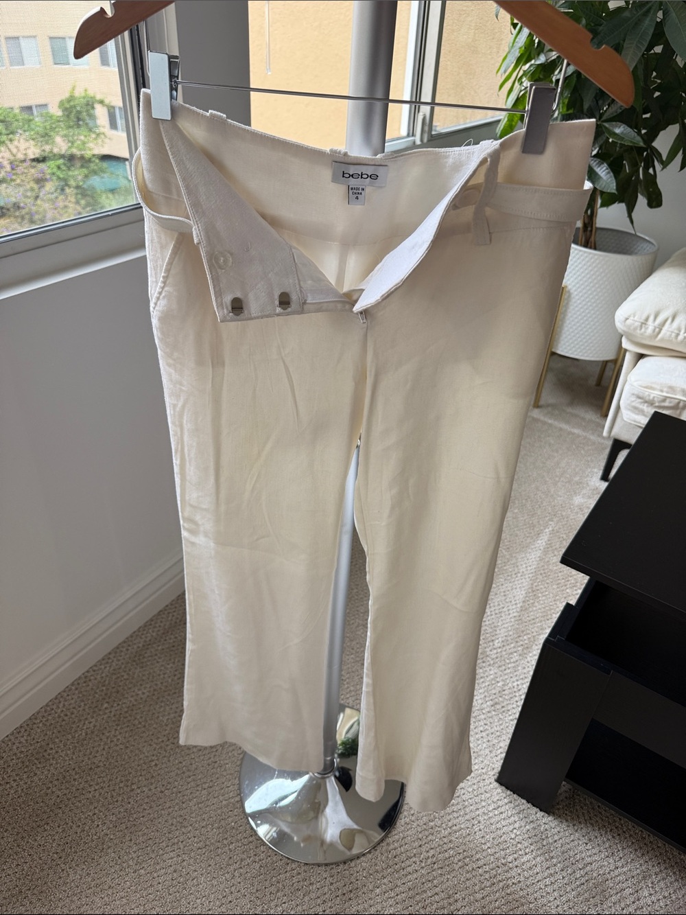 bebe Cream High-Rise Wide-Leg Pants